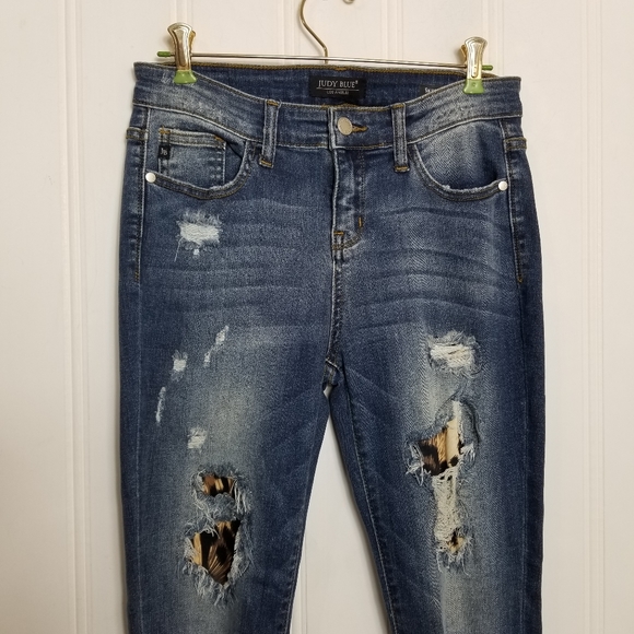 Judy Blue Leopard Patch High Rise Skinny Jeans Medium Wash Distressed Sized 28 7 - Picture 3 of 15